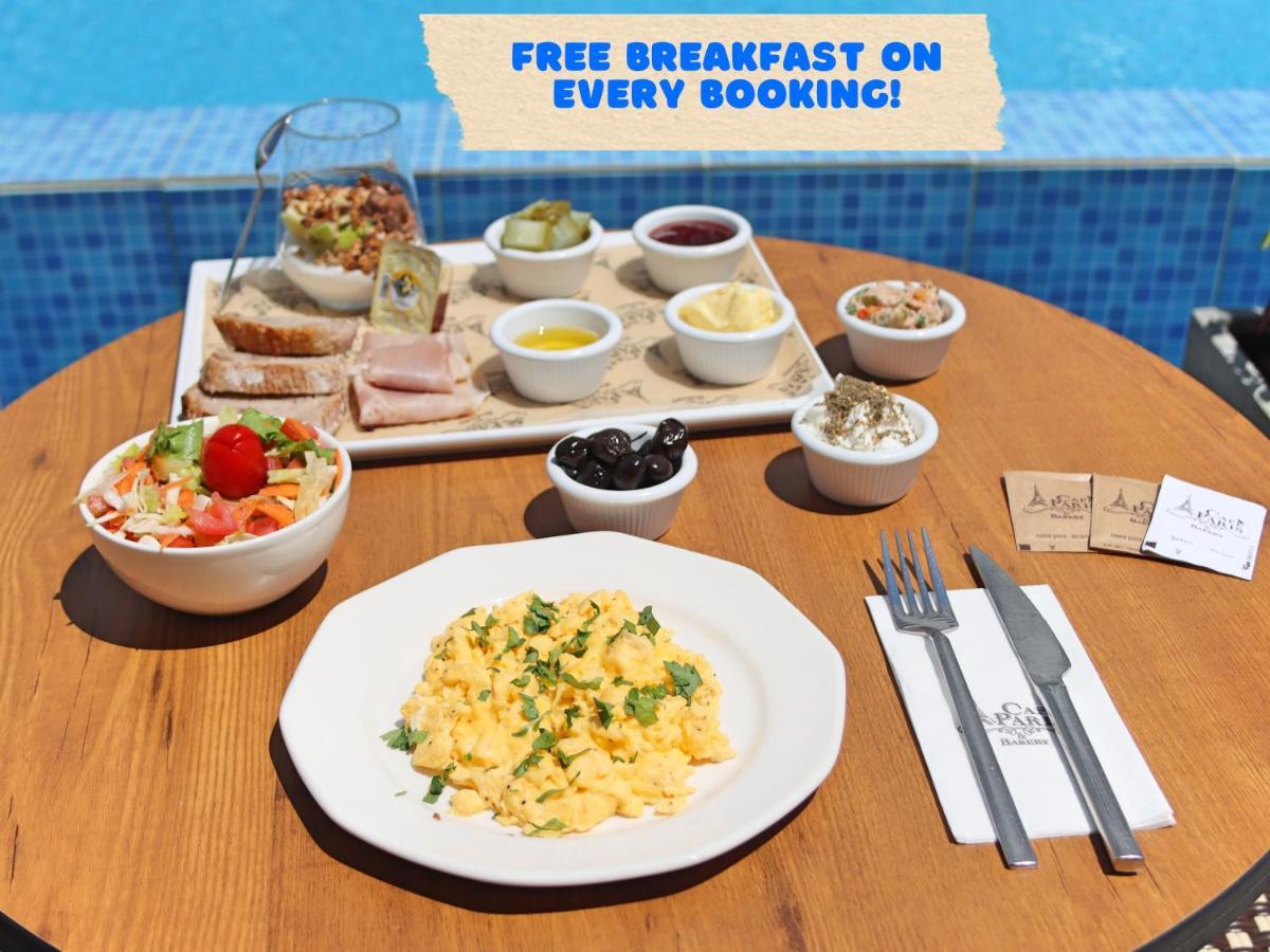 Luxury Sea View Two Bedroom Apartment In Caesar Resort & Spa, Long Beach Perivolia tou Trikomou 외부 사진